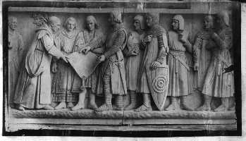 152-1.jpg (12974 octets)