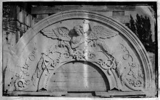 157-2.jpg (12466 octets)