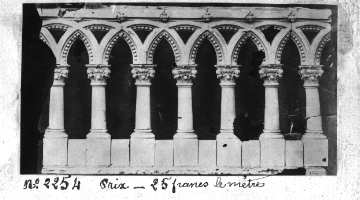 207-22.jpg (12238 octets)