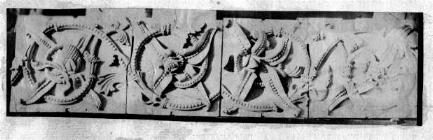 215-32.jpg (22123 octets)