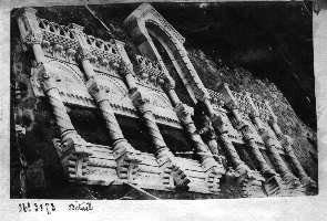 228-11.jpg (13284 octets)